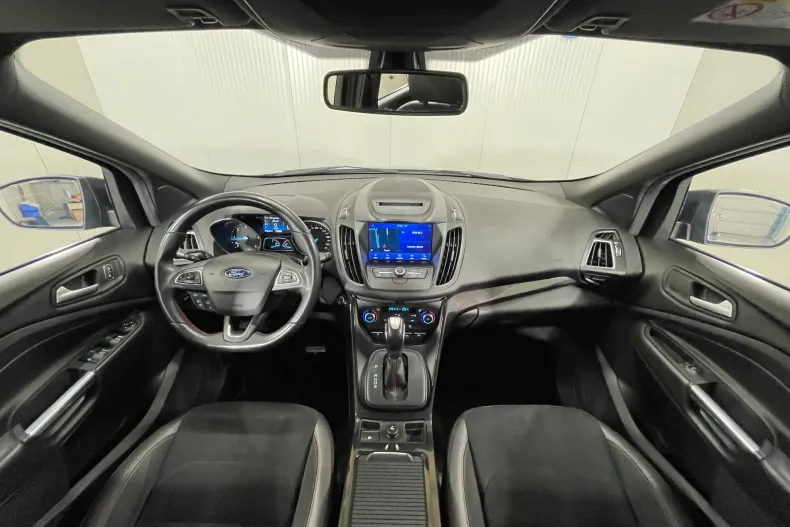 Ford Kuga din 2019 cu 172.643 km - oferta FOR159989 - foto 7