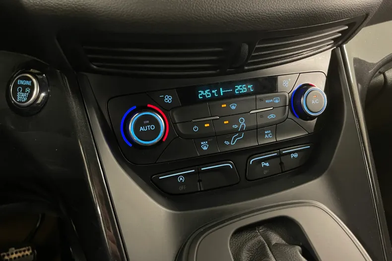 Ford Kuga din 2019 cu 172.643 km - oferta FOR159989 - foto 20