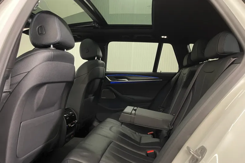 BMW Seria 5 din 2021 cu 105.610 km - oferta BMW159990 - foto 14