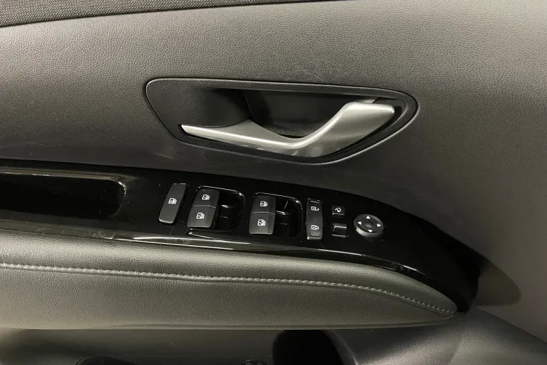 Hyundai TUCSON din 2021 cu 99.974 km - oferta HYU159996 - foto 26