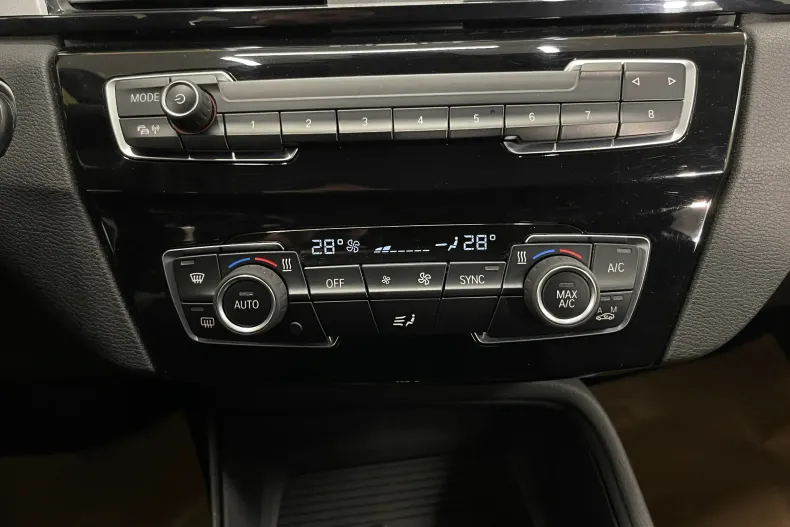 BMW X1 din 2021 cu 176.493 km - oferta BMW159997 - foto 20