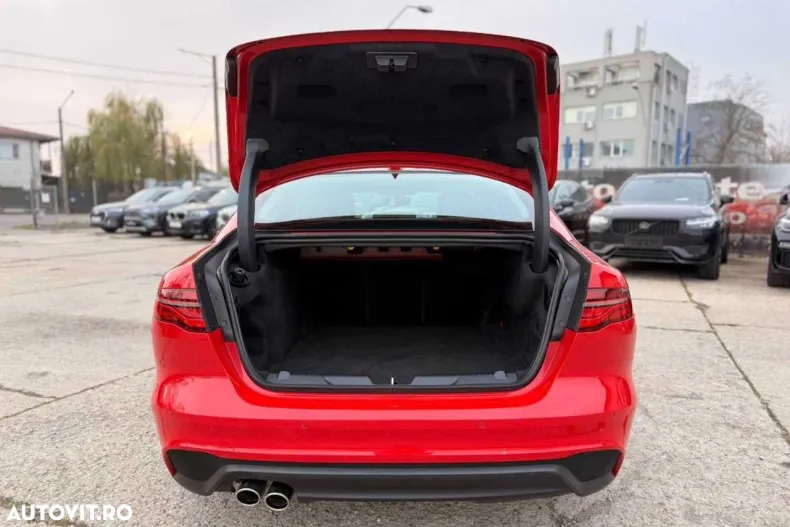 Jaguar XE din 2021 cu 137.000 km - oferta JAG160006 - foto 13