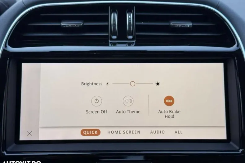 Jaguar XE din 2021 cu 137.000 km - oferta JAG160006 - foto 31