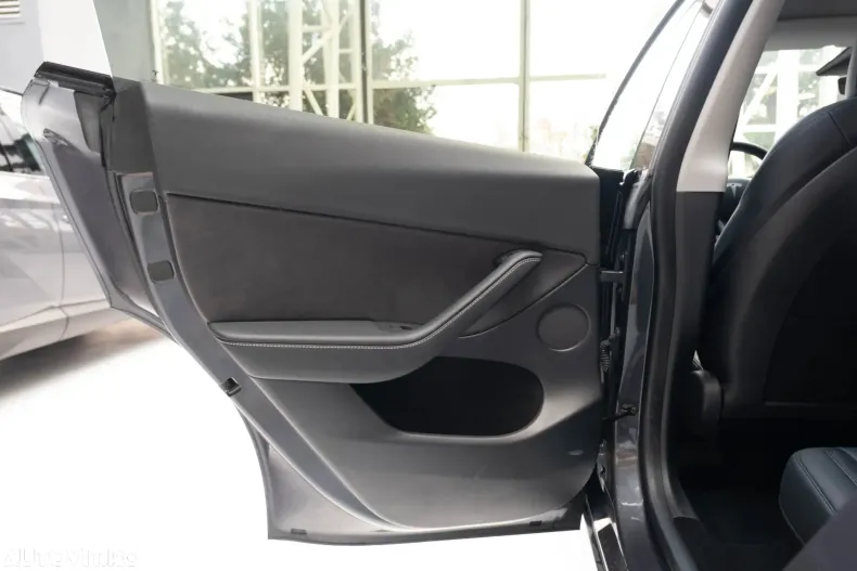 Tesla Model Y din 2022 cu 25.350 km - oferta TES160012 - foto 23