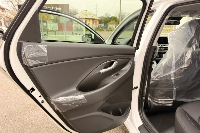 Hyundai i30 din 2025 cu 4 km - oferta HYU160014 - foto 21