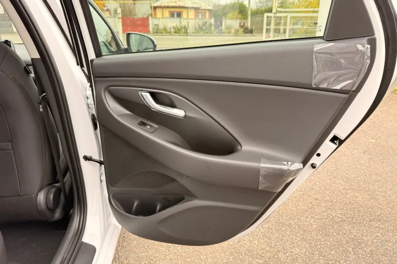 Hyundai i30 din 2025 cu 4 km - oferta HYU160014 - foto 23