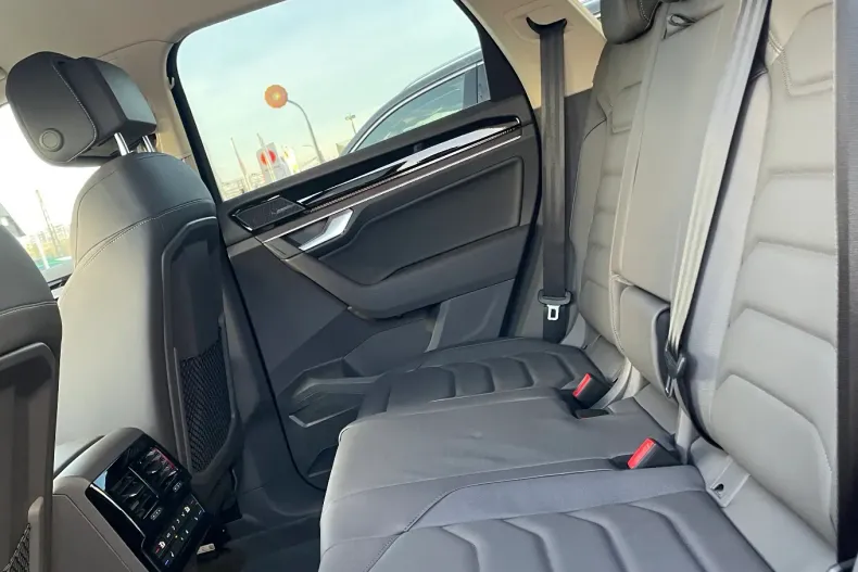 Volkswagen Touareg din 2025 cu 1 km - oferta VOL160017 - foto 22