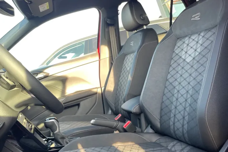 Volkswagen T-Cross din 2025 cu 1 km - oferta VOL160018 - foto 11