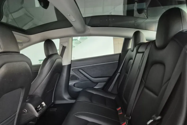 Tesla Model 3 din 2021 cu 51.000 km - oferta TES160021 - foto 13