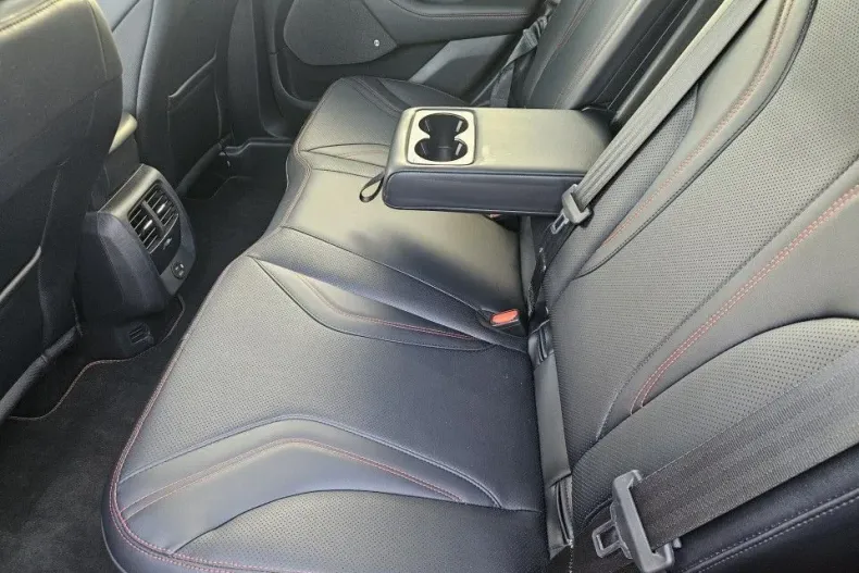 Ford Mustang Mach-E din 2021 cu 83.588 km - oferta FOR160022 - foto 9