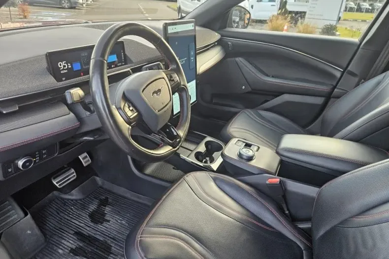 Ford Mustang Mach-E din 2021 cu 83.588 km - oferta FOR160022 - foto 13