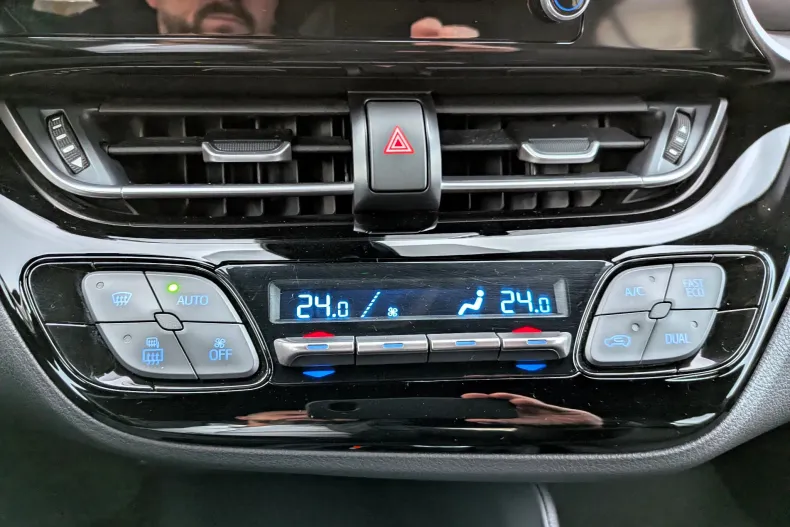 Toyota C-HR din 2021 cu 105.000 km - oferta TOY160023 - foto 11