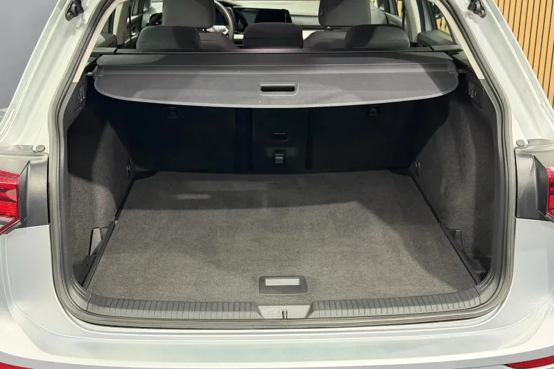 Volkswagen Golf din 2021 cu 159.229 km - oferta VOL160026 - foto 24