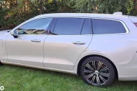 Volvo V60 din 2021 cu 177.125 km - oferta VOL160031 - foto 4