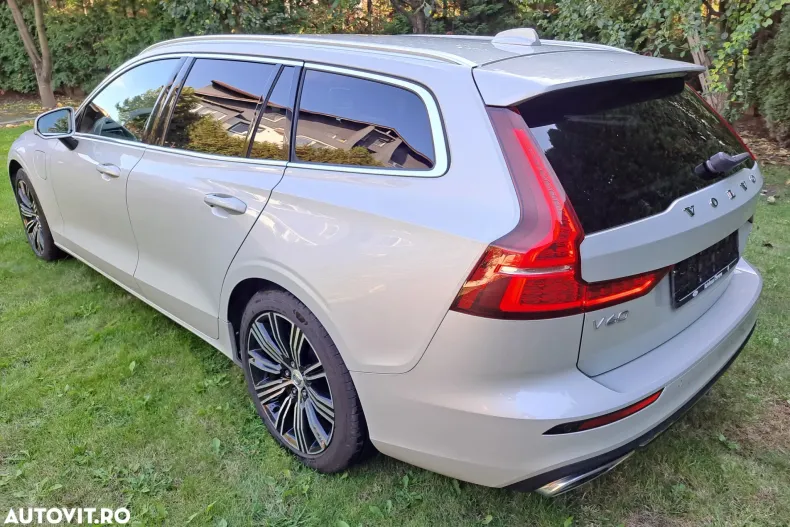 Volvo V60 din 2021 cu 177.125 km - oferta VOL160031 - foto 6