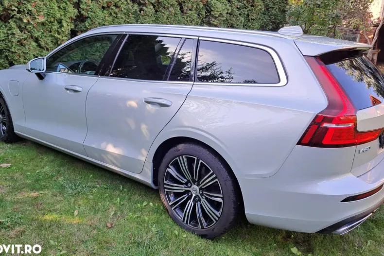 Volvo V60 din 2021 cu 177.125 km - oferta VOL160031 - foto 11
