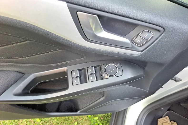 Ford Focus din 2020 cu 96.434 km - oferta FOR160032 - foto 20