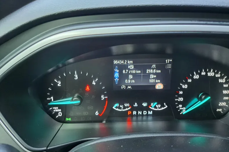 Ford Focus din 2020 cu 96.434 km - oferta FOR160032 - foto 21