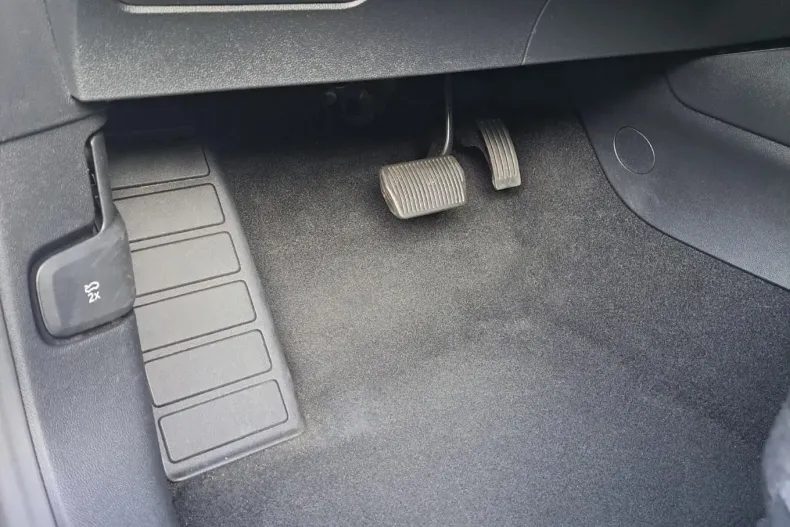 Ford Focus din 2020 cu 96.434 km - oferta FOR160032 - foto 27