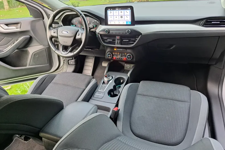 Ford Focus din 2020 cu 96.434 km - oferta FOR160032 - foto 33