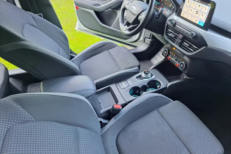 Ford Focus din 2020 cu 96.434 km - oferta FOR160032 - foto 34