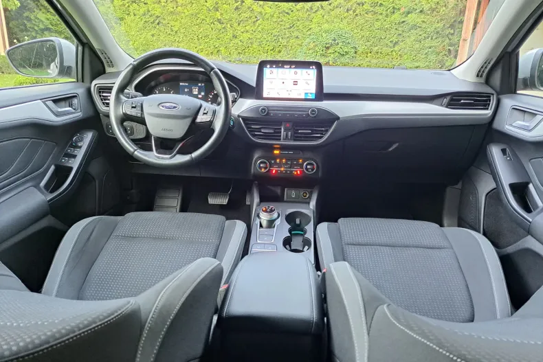 Ford Focus din 2020 cu 96.434 km - oferta FOR160032 - foto 36