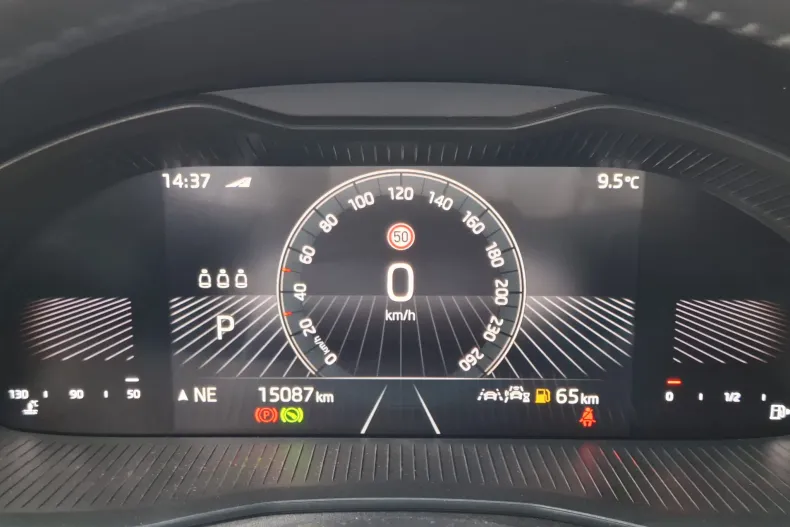 Skoda Kamiq din 2025 cu 15.086 km - oferta SKO160036 - foto 20