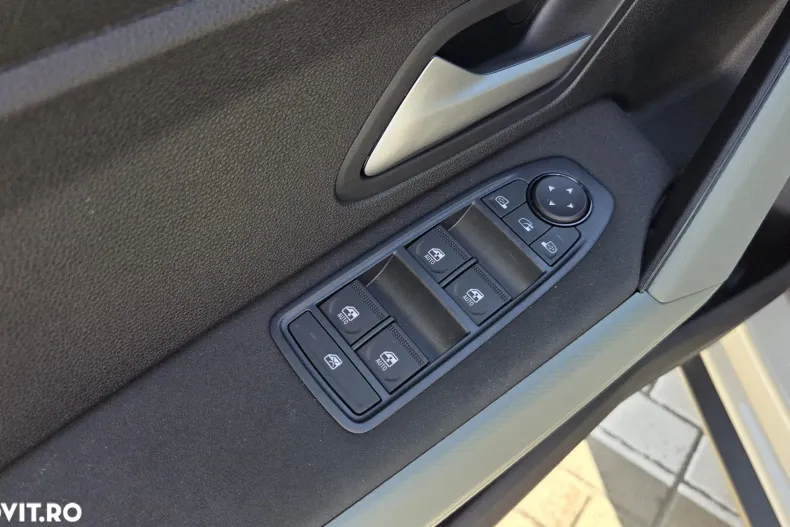 Dacia Duster din 2025 cu 0 km - oferta DAC160041 - foto 17