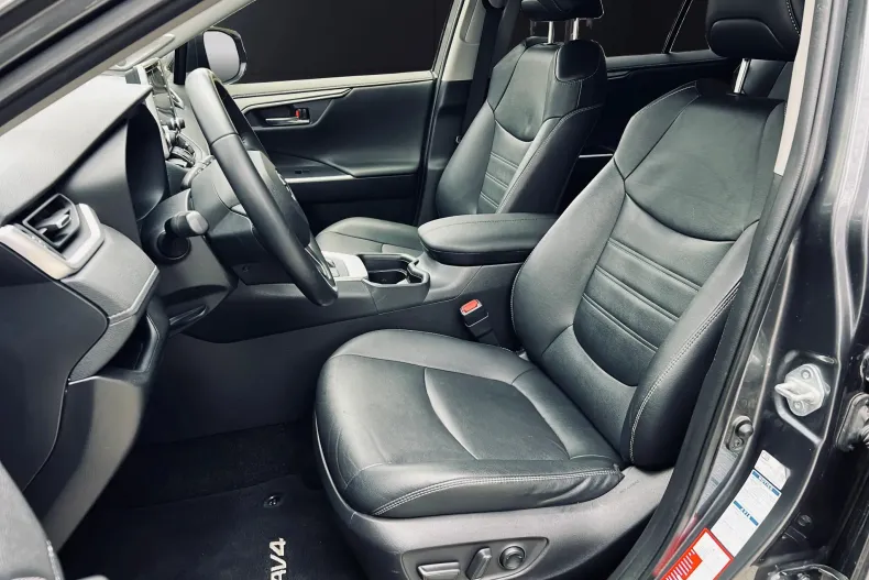 Toyota RAV4 din 2021 cu 149.950 km - oferta TOY160044 - foto 13