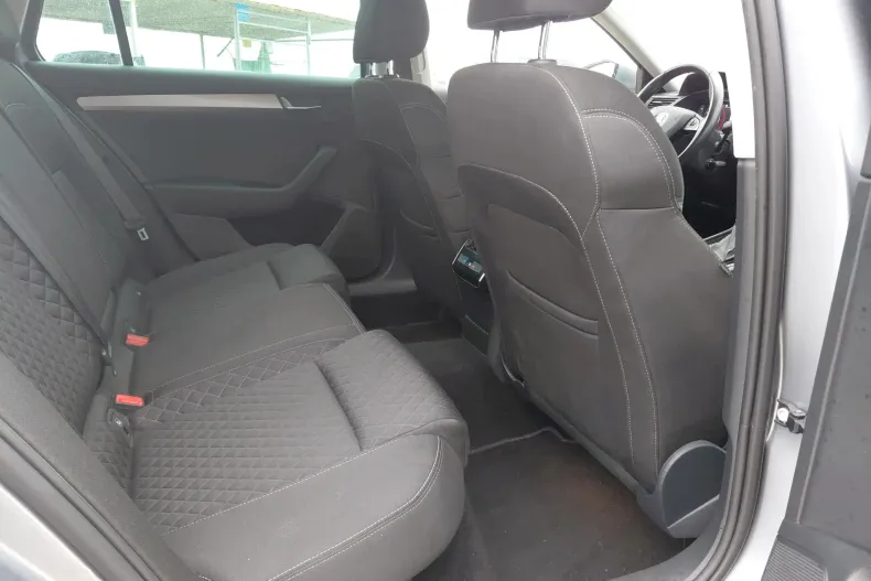 Skoda Superb din 2019 cu 150.325 km - oferta SKO160049 - foto 14