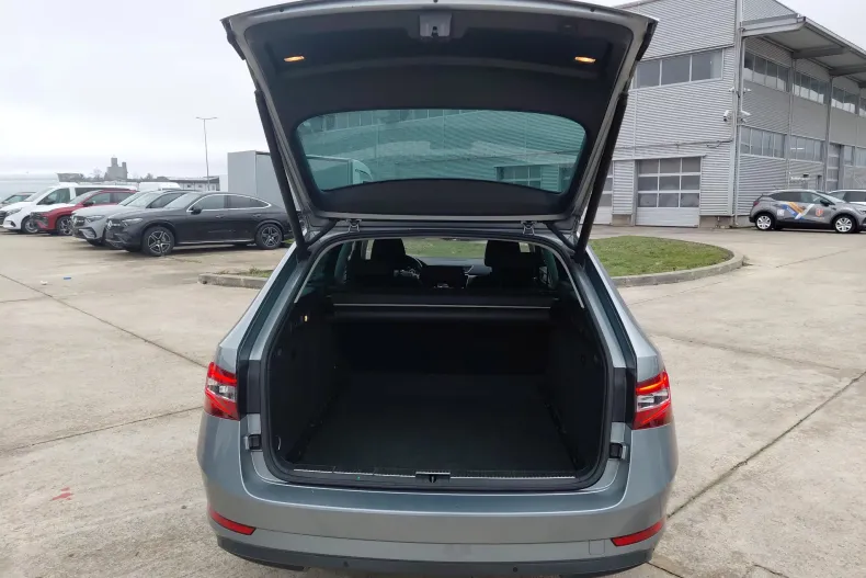 Skoda Superb din 2019 cu 150.325 km - oferta SKO160049 - foto 17