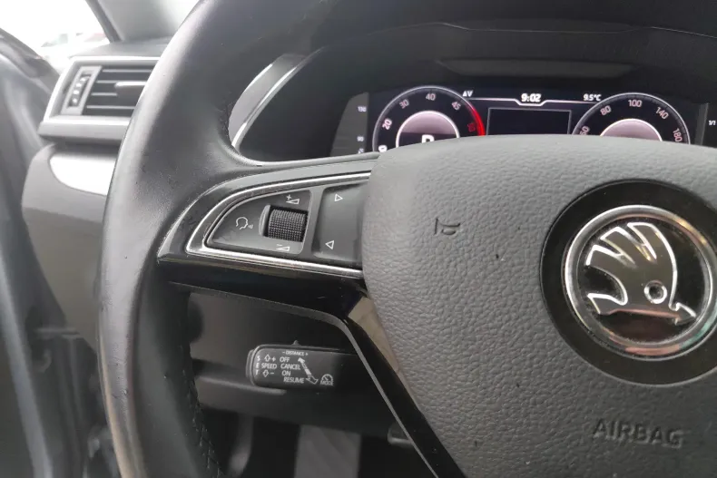 Skoda Superb din 2019 cu 150.325 km - oferta SKO160049 - foto 21