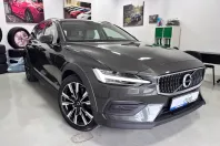 Volvo V60 din 2022 cu 45.000 km - oferta VOL160054 - foto 3