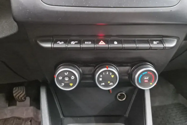 Dacia Duster din 2021 cu 114.375 km - oferta DAC160095 - foto 14