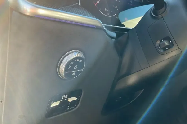 Mercedes-Benz GLC din 2025 cu 14.900 km - oferta MER160097 - foto 15