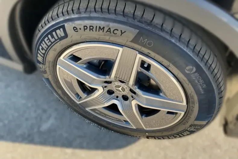 Mercedes-Benz GLC din 2025 cu 14.900 km - oferta MER160097 - foto 17