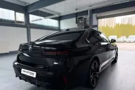 BMW Seria 7 din 2023 cu 21.000 km - oferta BMW160098 - foto 3