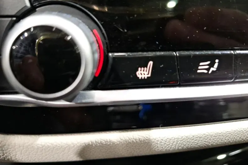 BMW Seria 5 din 2020 cu 108.063 km - oferta BMW160102 - foto 9