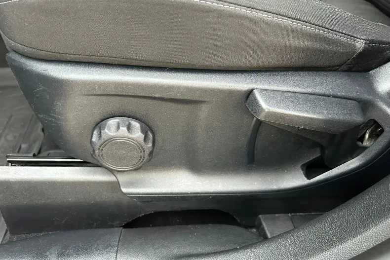 Ford Kuga din 2020 cu 117.000 km - oferta FOR160104 - foto 14