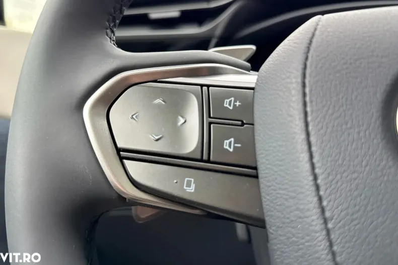 Lexus RZ din 2023 cu 5.433 km - oferta LEX160105 - foto 19