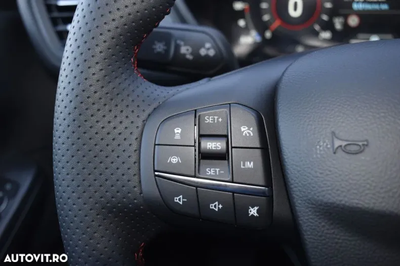 Ford Kuga din 2023 cu 24.500 km - oferta FOR160106 - foto 40