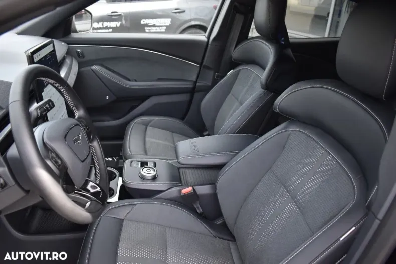 Ford Mustang Mach-E din 2024 cu 1 km - oferta FOR160107 - foto 13