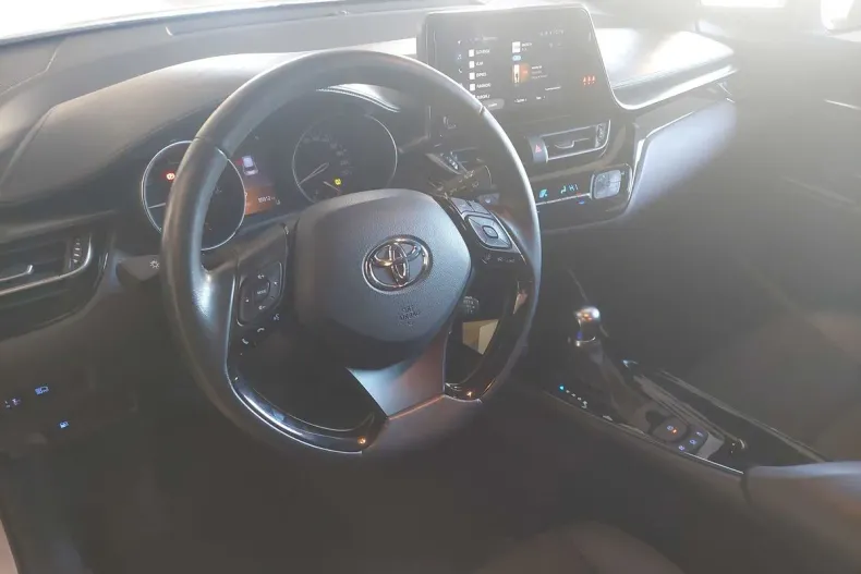 Toyota C-HR din 2022 cu 95.960 km - oferta TOY160116 - foto 5