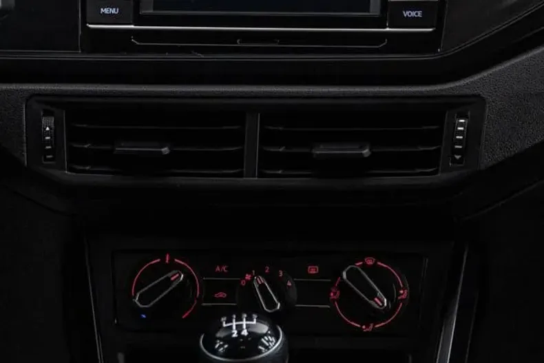 Volkswagen Polo din 2021 cu 50.000 km - oferta VOL160123 - foto 4