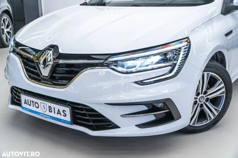 Renault Megane din 2023 cu 95.135 km - oferta REN160126 - foto 9
