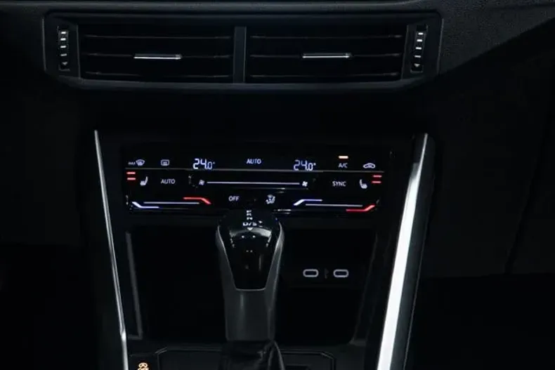 Volkswagen Taigo din 2023 cu 105.000 km - oferta VOL160127 - foto 4