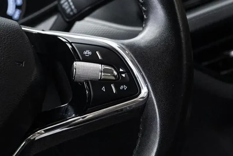 Skoda Kamiq din 2023 cu 99.848 km - oferta SKO160128 - foto 33