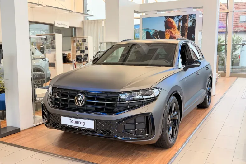 Volkswagen Touareg din 2026 cu 1 km - oferta VOL160133 - foto 1