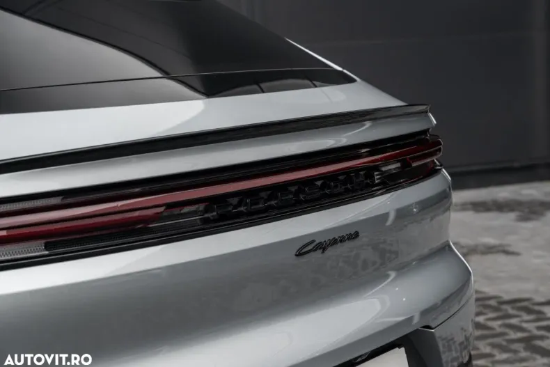 Porsche Cayenne din 2024 cu 15.426 km - oferta POR160137 - foto 15