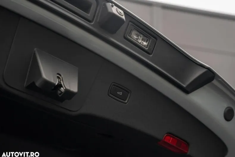 Porsche Cayenne din 2024 cu 15.426 km - oferta POR160137 - foto 19